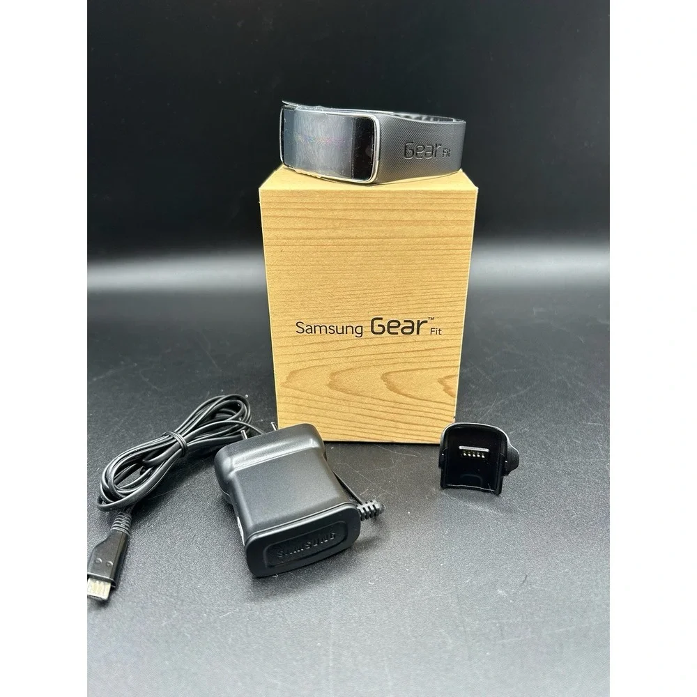 Samsung Galaxy Gear Fit SM-R350 Black Smart Watch Heart Rate New Open Box